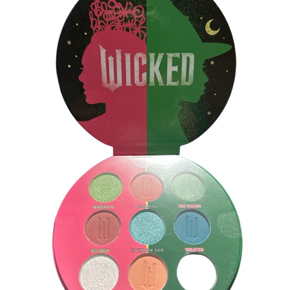 Wicked Quilted Makeup Bag with Wicked palette, mascara & crème - Picture 4 of 6